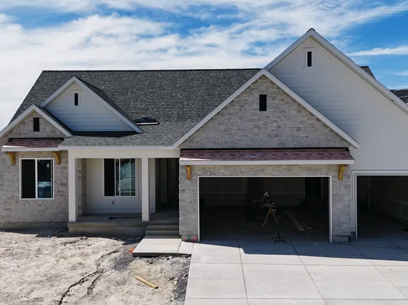 5343 N Honey Suckle Way, Eagle Mountain, UT 84005