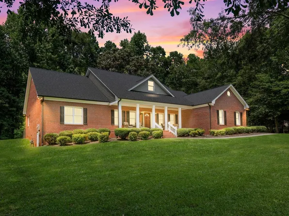 855 Streamside Dr, McDonough, GA 30252