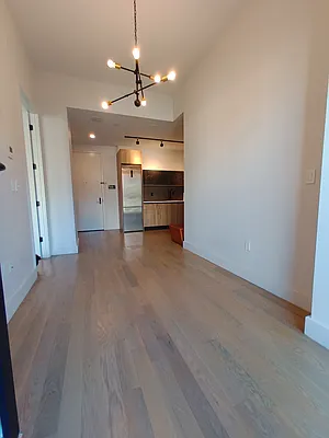 Rented by City Vista Inc | media 31