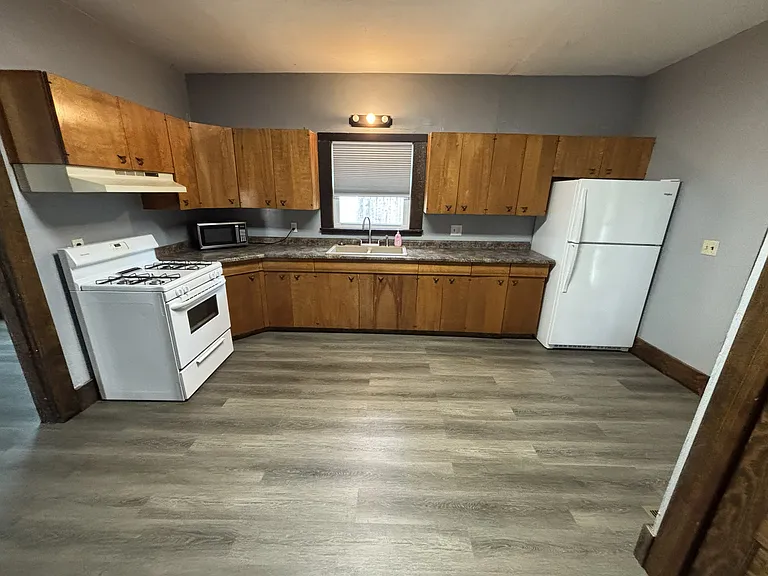 2357 S Smithville Rd — Photo 3