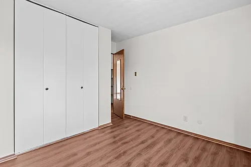 1110 Lewis Ave #13 — Photo 11