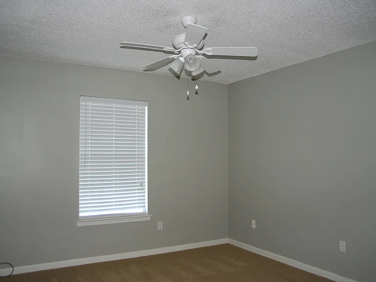 11264 Shorecrest Rd — Photo 7
