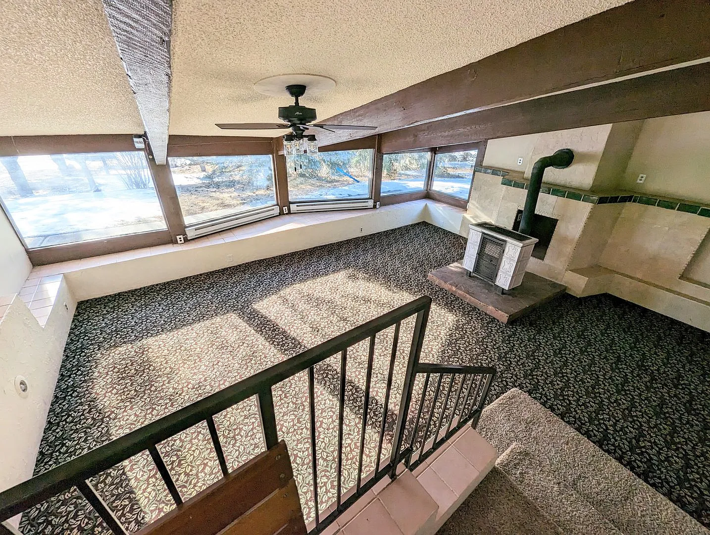 Large and Unique home in Castle Rock! — Photo 4