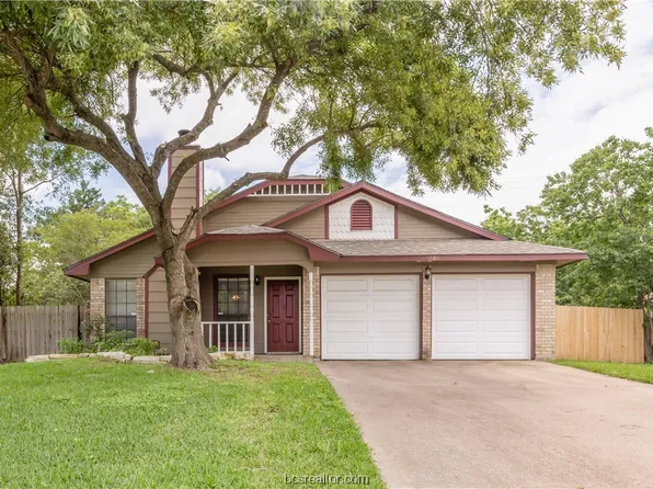 1008 Chinaberry Dr, Bryan, TX 77803