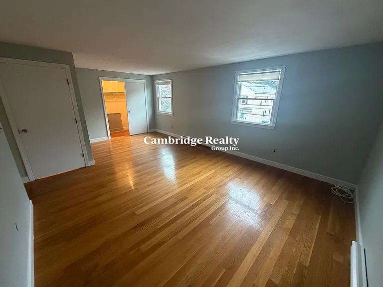 90-92 Sylvia St #2 — Photo 2