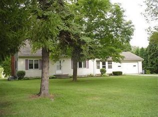 13627 W River Rd, Columbia Station, OH 44028