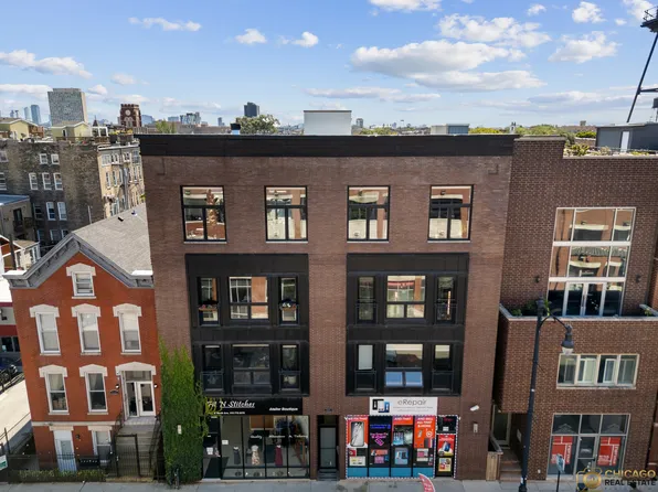 (undisclosed Address), Chicago, IL 60622