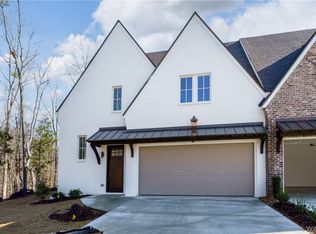 304 Trails End Ln, Tuscaloosa, AL 35406