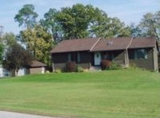 655 Baums Bridge Rd, Kouts, IN 46347