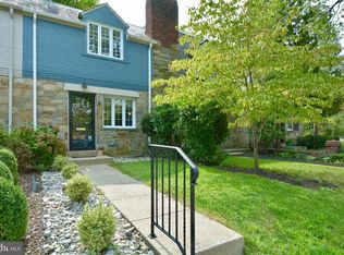 704 Devon Pl, Alexandria, VA 22314