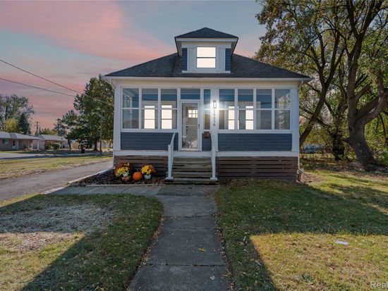 16656 Frazho Rd, Roseville, MI 48066
