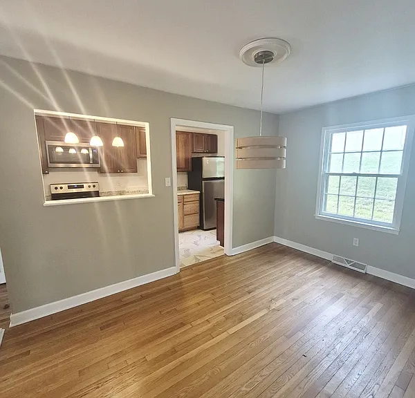 2404 Barracks Ct #1 — Photo 5