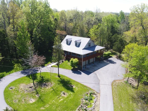 200 Ben Currens Rd, Salvisa, KY 40372