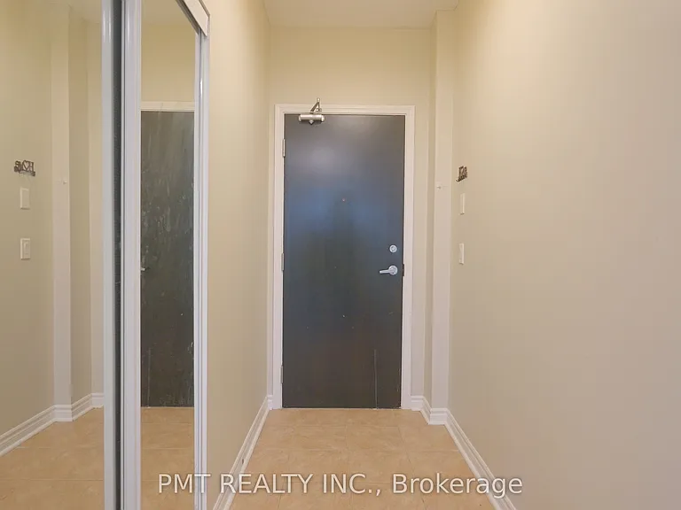 388 Prince Of Wales Dr #305 — Photo 2
