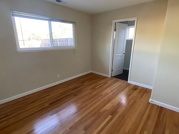 5th image of 1444 Antonio Ln
