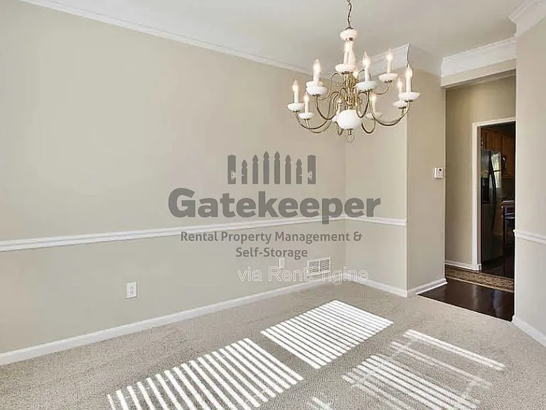 115 Hidden Lake Dr — Photo 11