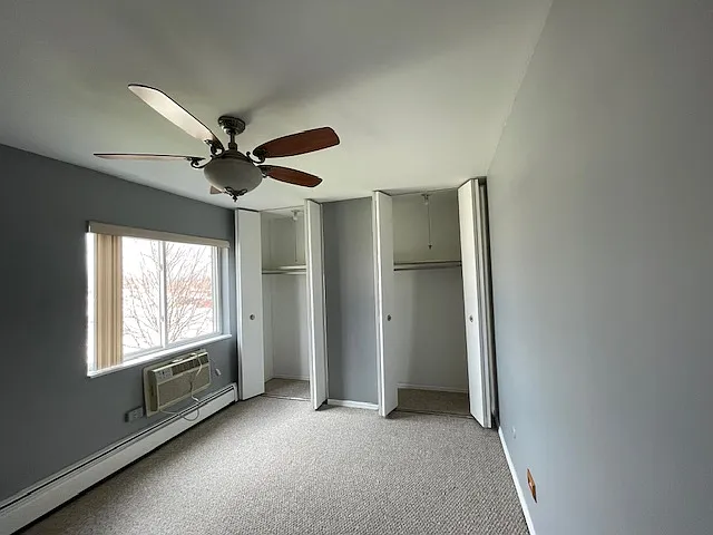 361 W Hawthorne Cir #5 — Photo 11