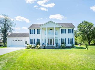 6386 Tonawanda Creek Rd, Lockport, NY 14094
