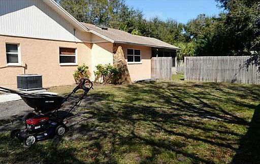 2nd image of 10377 Barry Dr