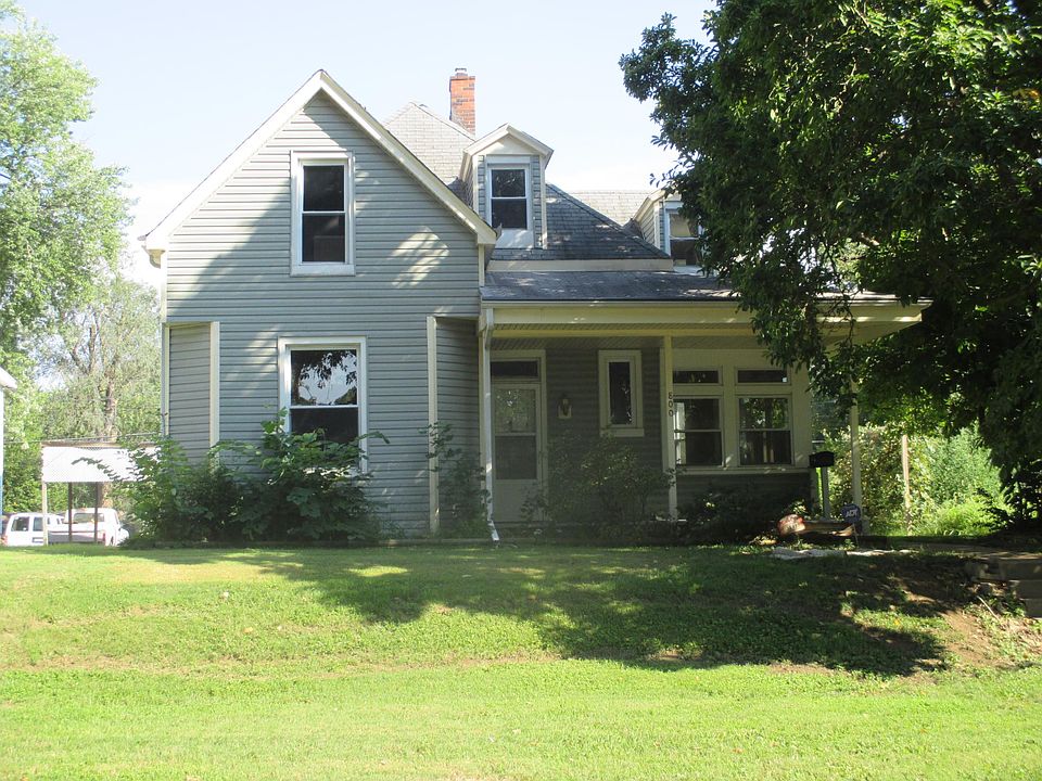 1st image of 800 E D St