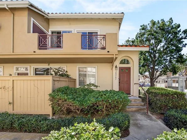 28501 Salerno Dr, Trabuco Canyon, CA 92679