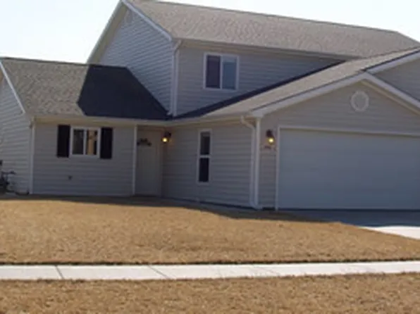 514 Highland Ridge Dr, Manhattan, KS 66503
