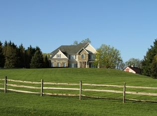 10 Barley Field Ct, Dickerson, MD