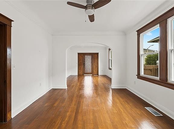 4th image of 4003 State Street Dr