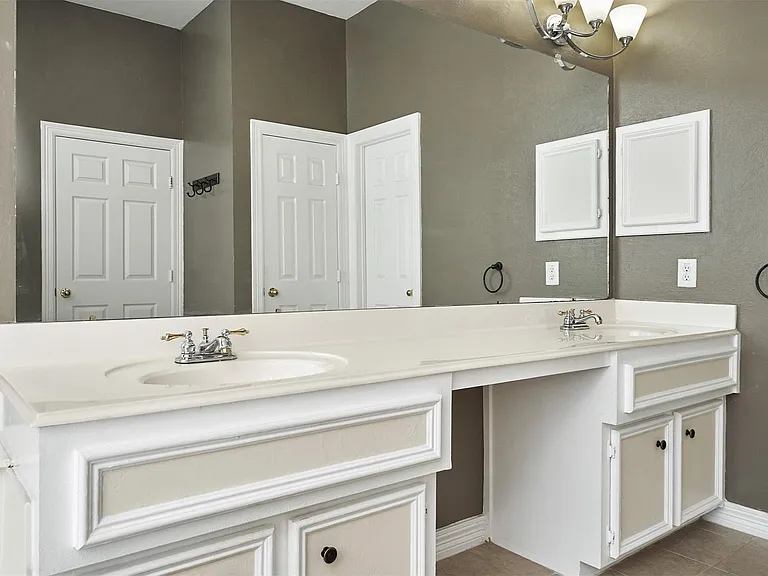 314 Shore Breeze Ln — Photo 32