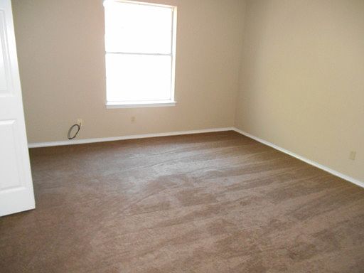 3rd image of 200 NW 23rd St APT B