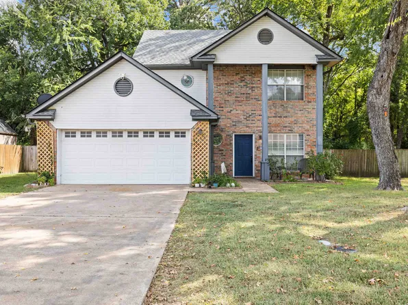 1139 Kensington Ct, Longview, TX 75605