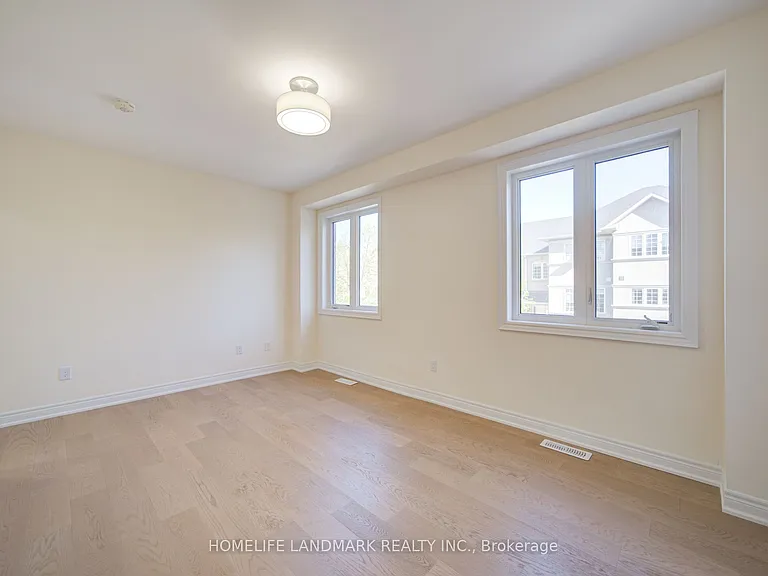 36 Latchford Ln — Photo 18