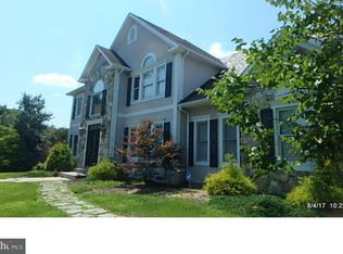 557 Scattergood Ct, Yardley, PA 19067