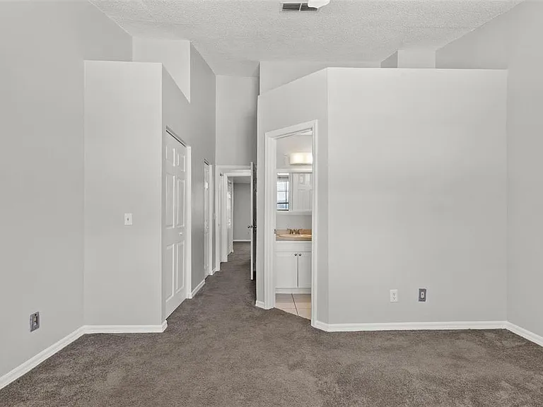 5709 Dalden Dr — Photo 21