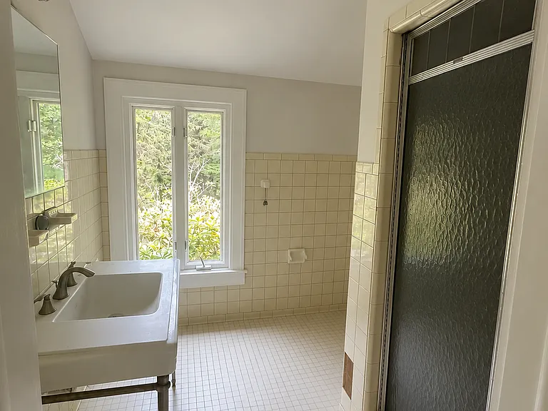 32 Seven Springs Mountain Rd — Photo 13