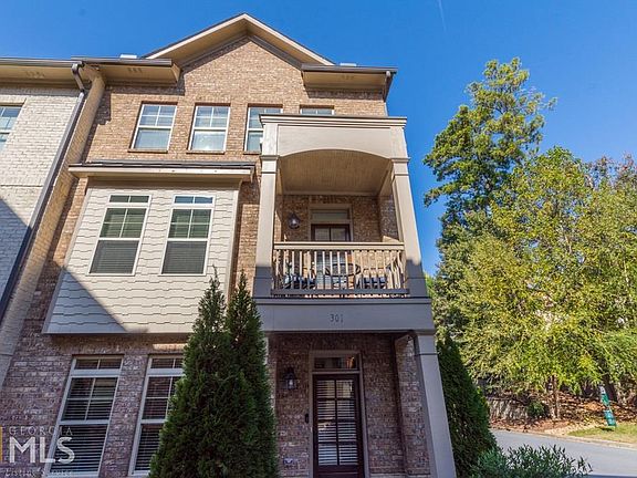 5th image of 301 Garland Woods Ct #28