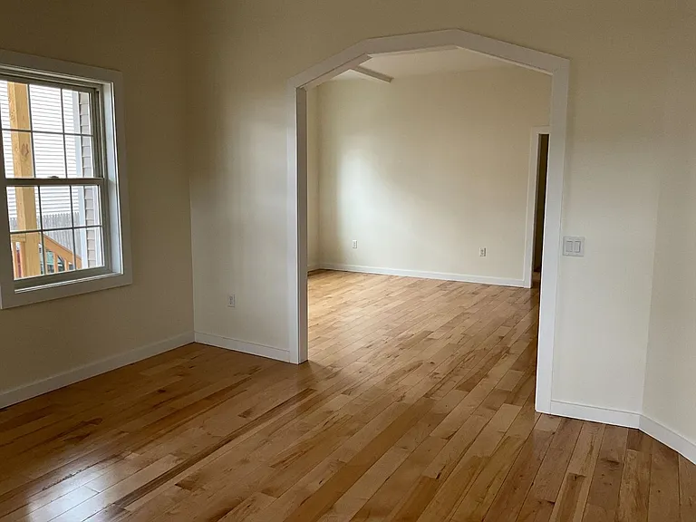 90 Elm St #1 — Photo 12