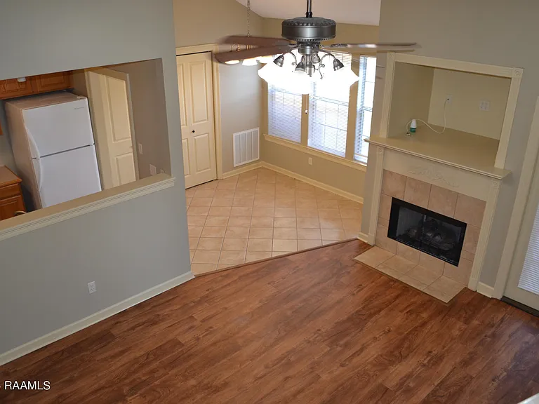 319 Artisan Rd #D — Photo 6