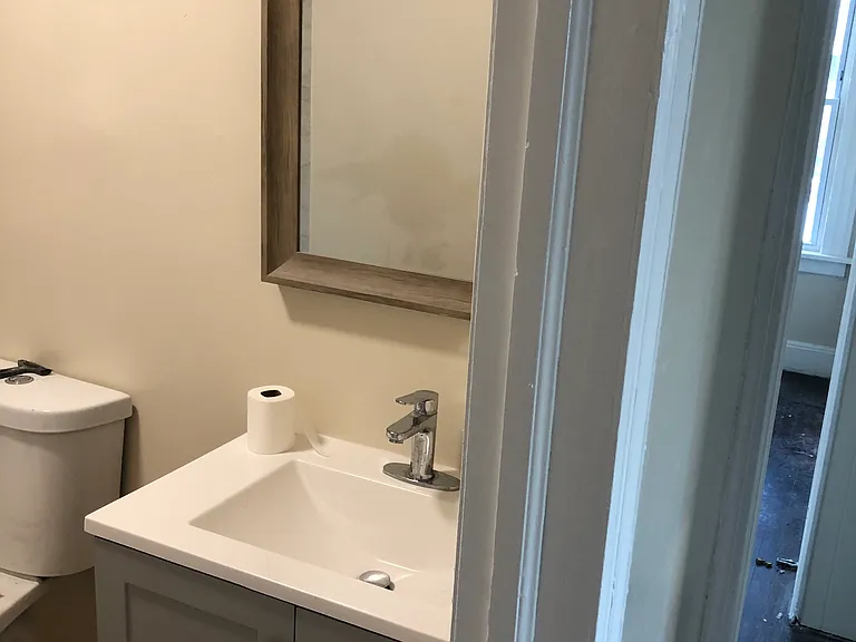 1646 Capitol Ave #1 — Photo 9