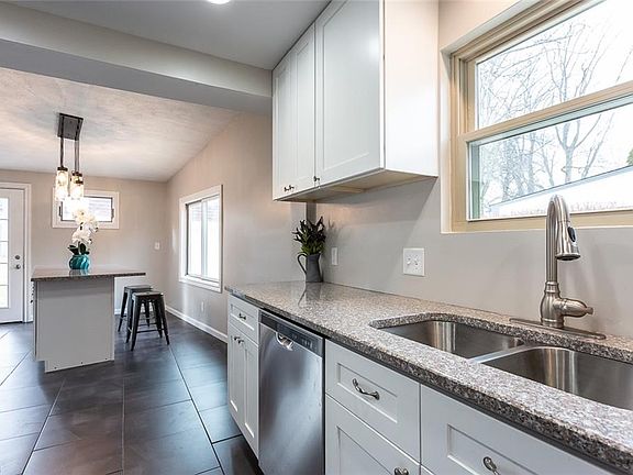 4th image of 4636 W 227th St