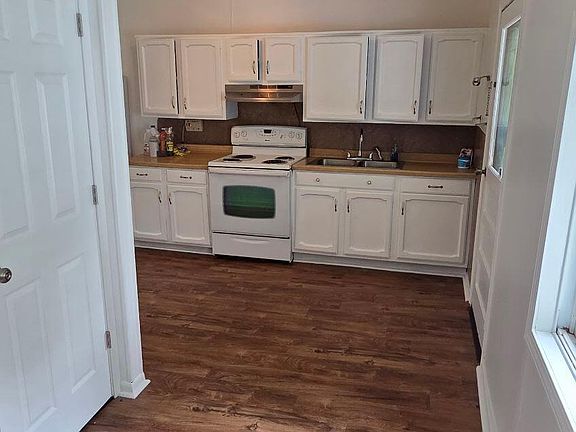 4th image of 6980 Wooster Rd