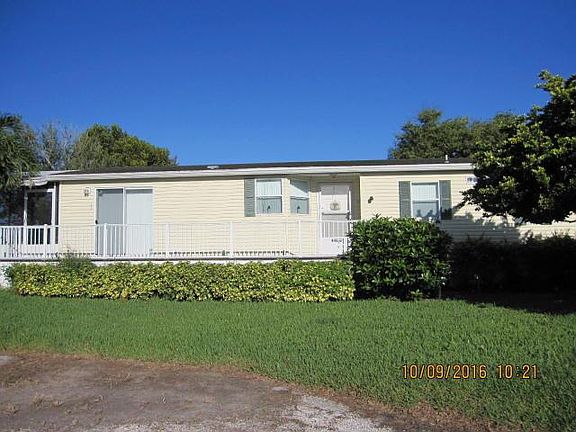 2nd image of 8101 SE 99th Trl