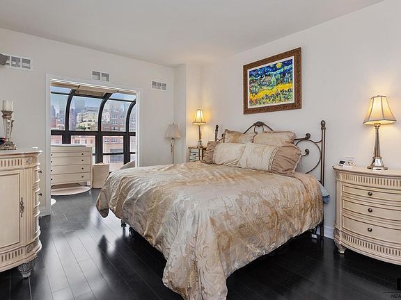 5th image of 350 E 72nd St APT 9A