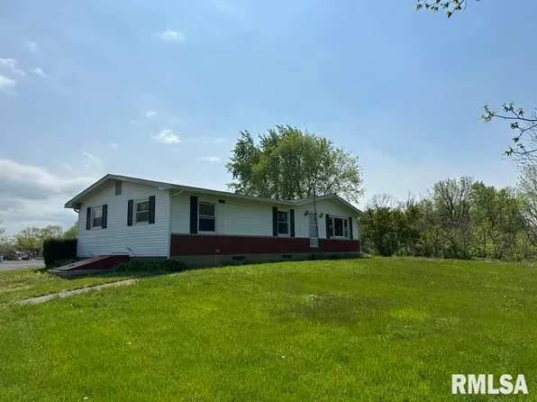 196-1425 E St, Versailles, IL 62378