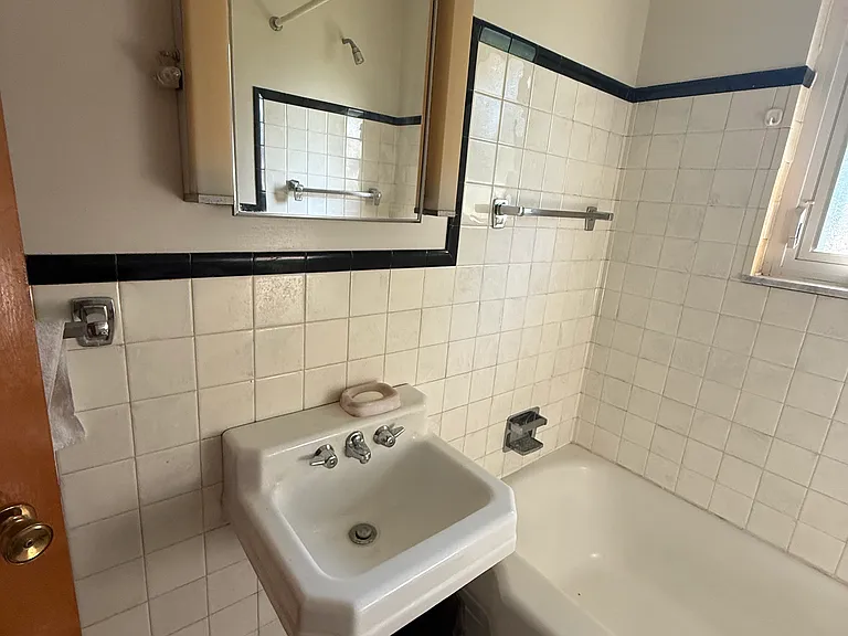Full bath