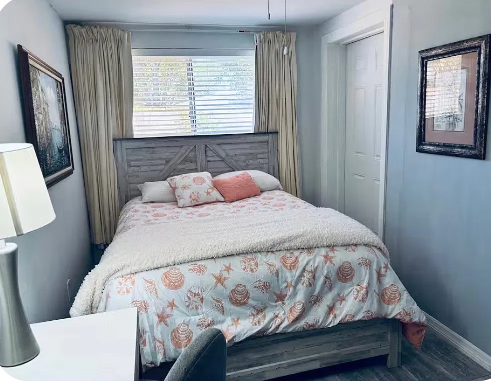 1 bed, 700 sqft, $1,600 — Photo 2