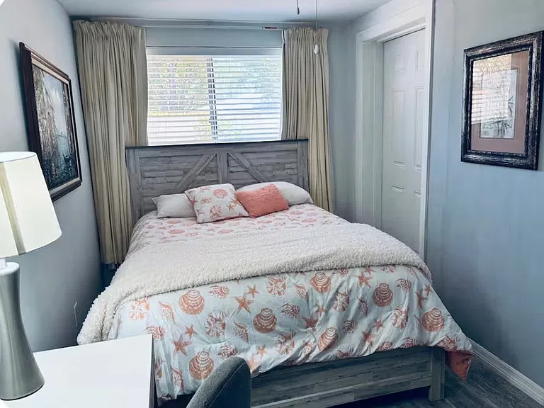 2709 Siesta Dr #2 — Photo 4