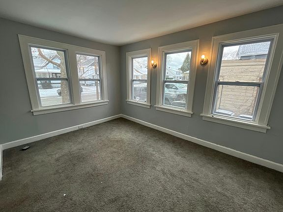 Bonus Room, can be used as 3rd bedroom