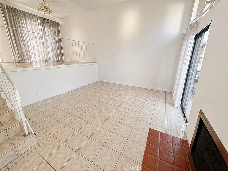 9131 Burnet Ave #10 — Photo 3