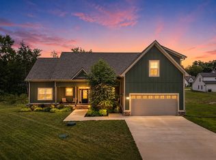 3002 Bootknife Dr, Bell Buckle, TN 37020